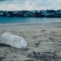 SPEAK UP: Tell the U.S. government to reduce its plastic footprint